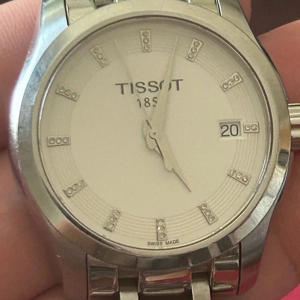 Tissot ladies quartz and diamond watch - Picture 8 of 10